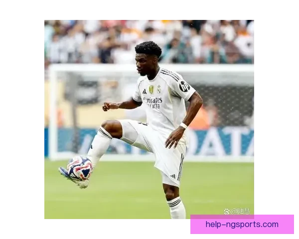 欧洲豪门激战升级，年轻球员崭露头角引发转会市场震动